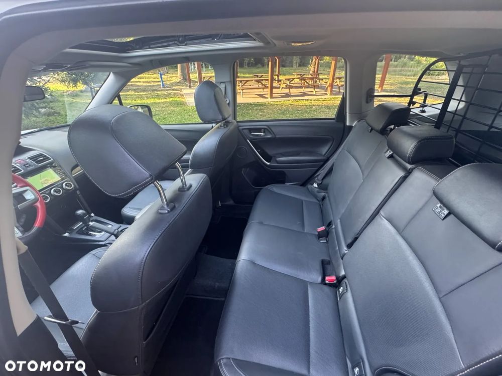 Subaru Forester 2.0 XT Platinum Lineartronic - 13