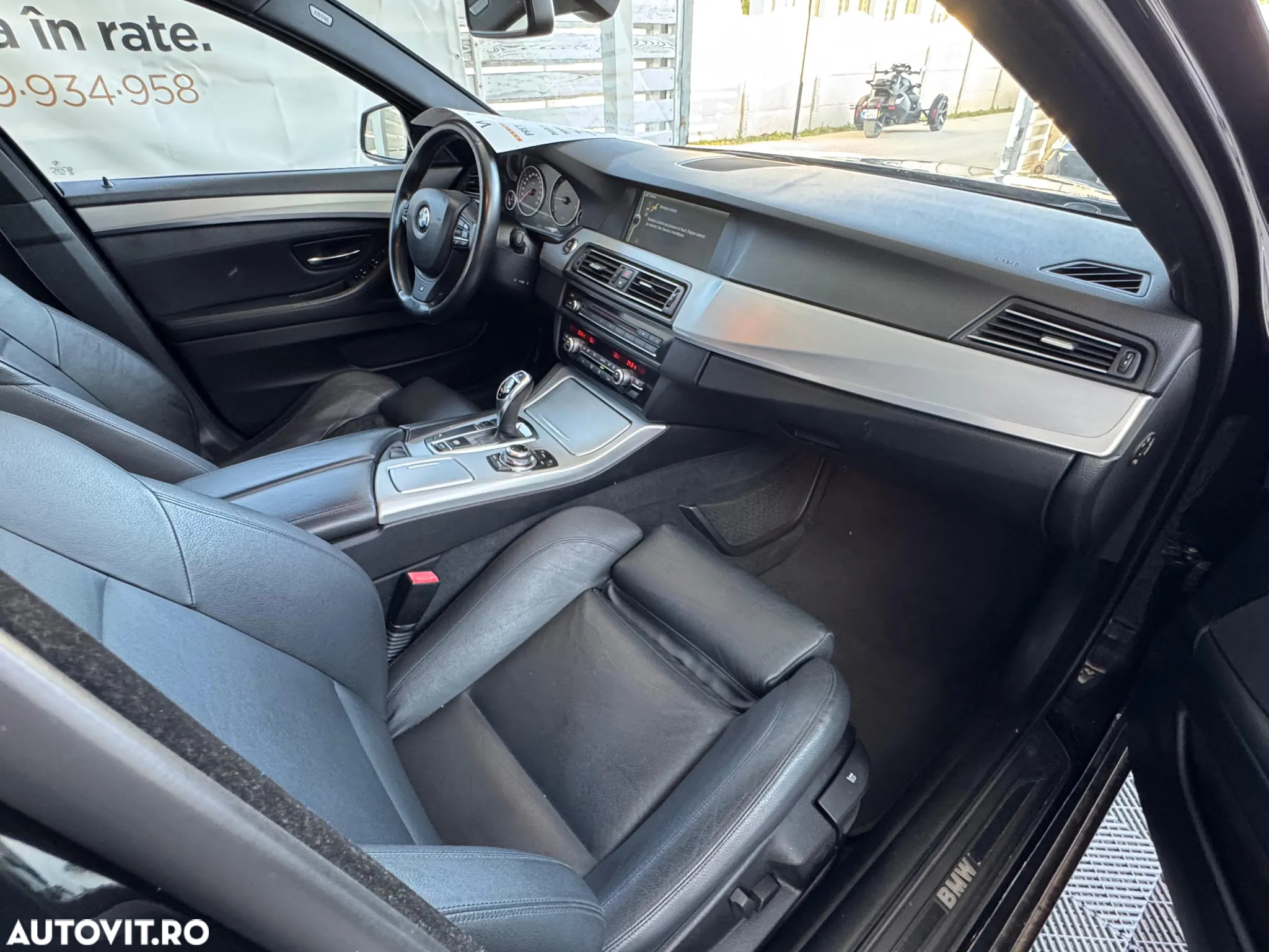 BMW Seria 5 520d Touring Sport-Aut. - 17