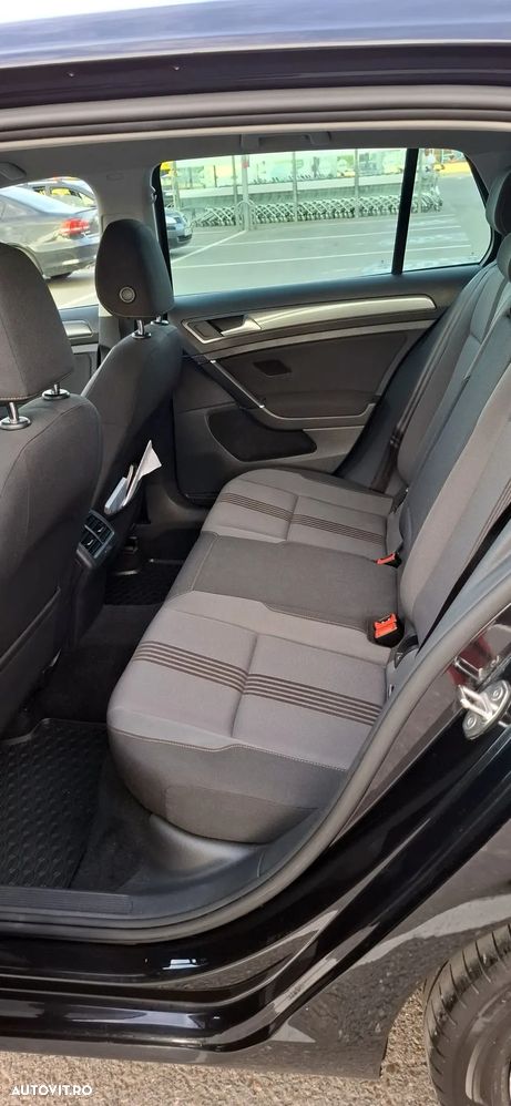 Volkswagen Golf 2.0 TDI DSG Highline - 12