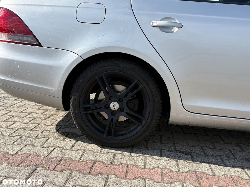 Volkswagen Golf 1.6 TDI Trendline - 5