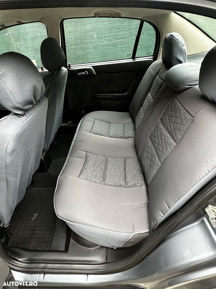 Opel Astra 1.4 Enjoy - 8