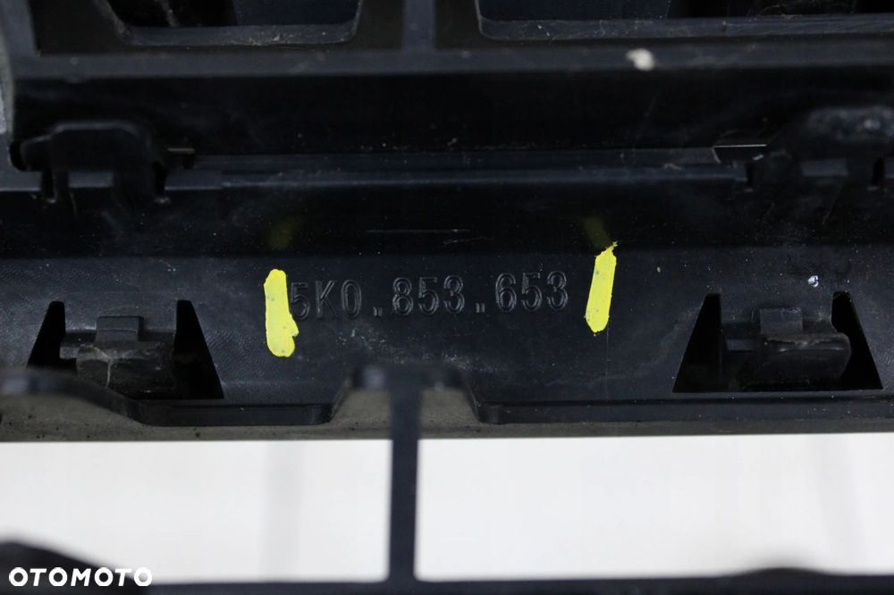 VOLKSWAGEN GOLF VI HB 09R- GRILL ATRAPA CHŁODNICY 5K0.853.653 - 9