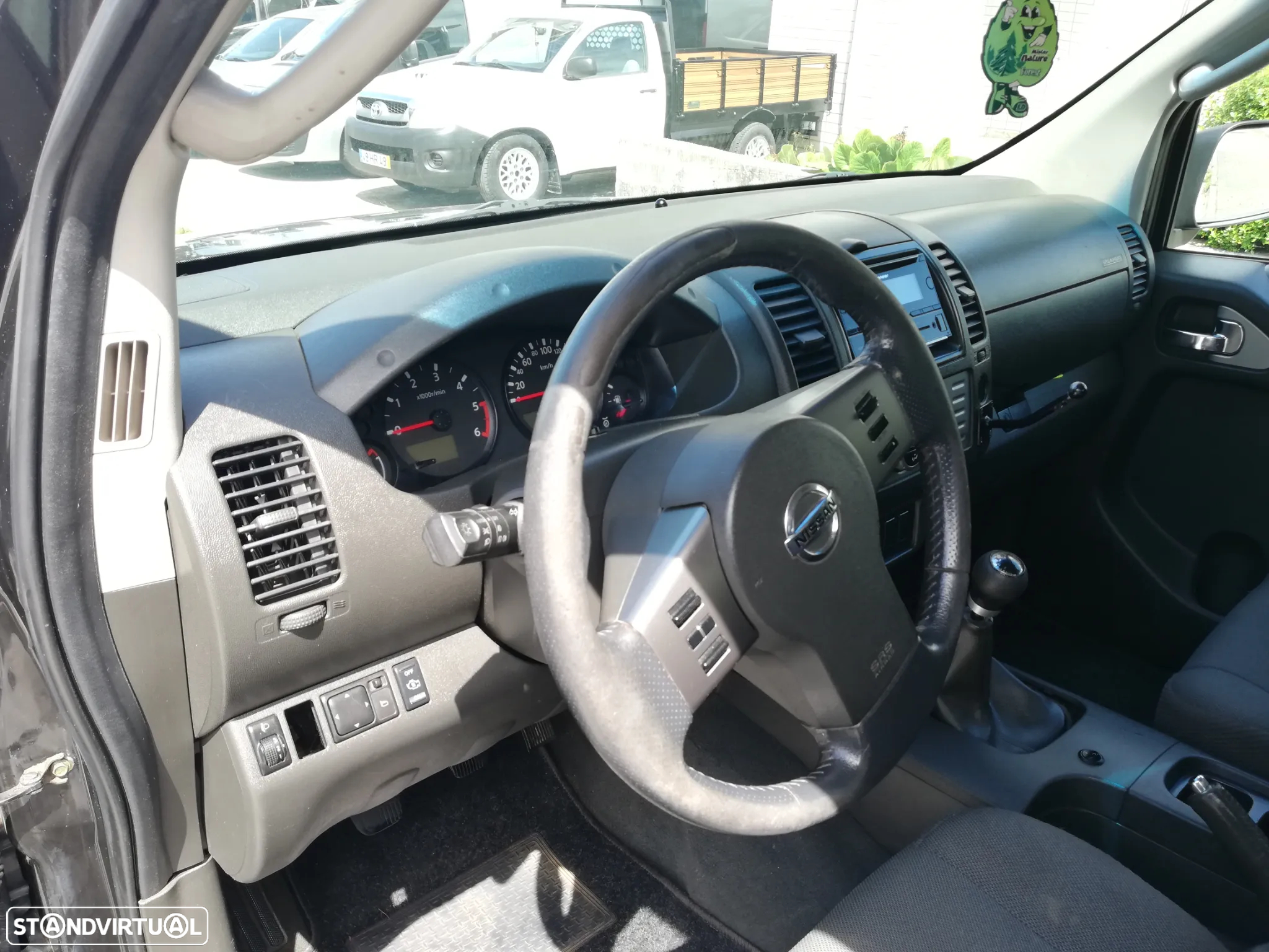 Nissan Navara 2.5d  King-Kab 4WD - 9