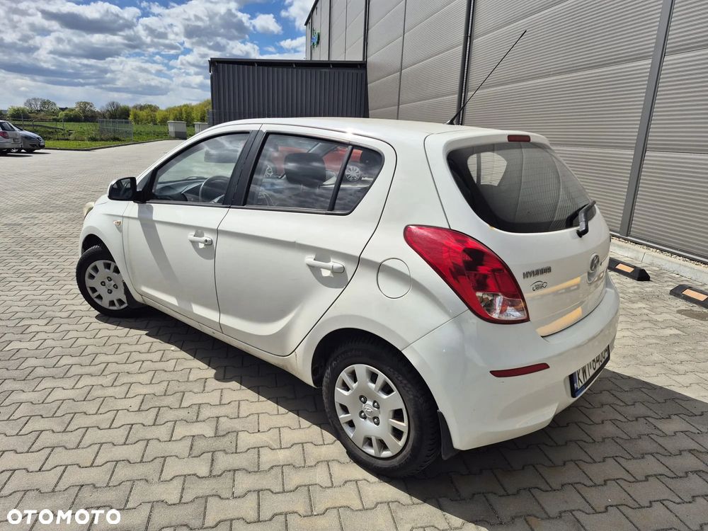 Hyundai i20 1.25 Classic + - 6