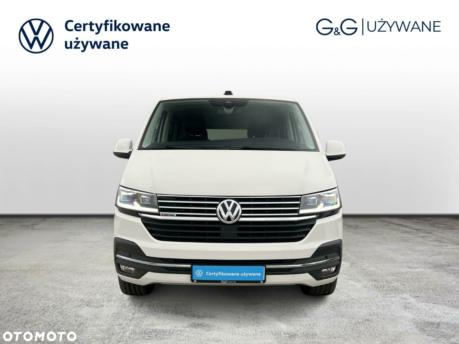 Volkswagen Caravelle - 8