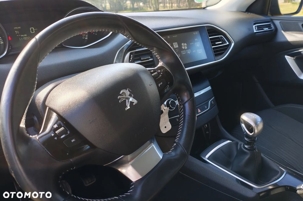 Peugeot 308 125 THP Active - 15