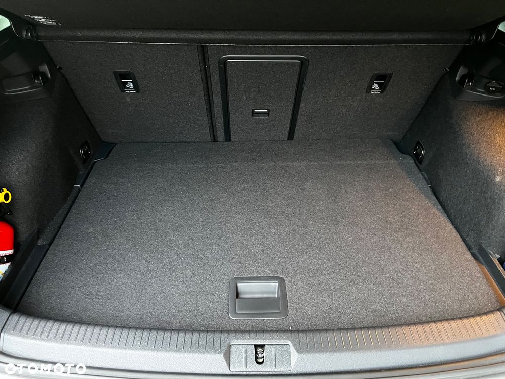 Volkswagen Golf 1.4 TSI BMT Highline - 19