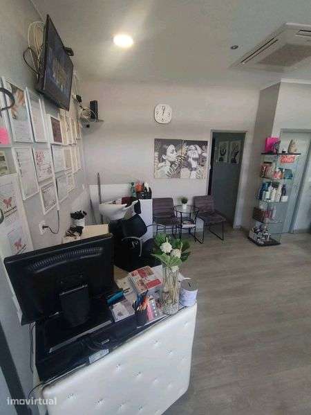 Trespasse de salão com renda imbatível  de 375€ - Grande imagem: 2/5