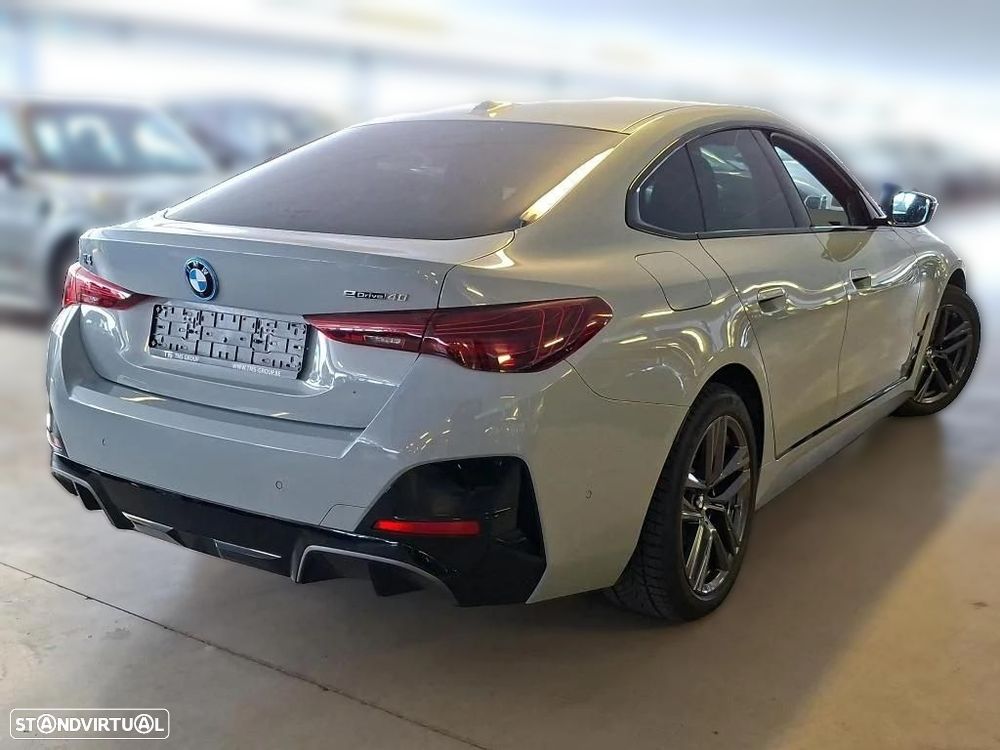 BMW i4 eDrive40 Pack Desportivo M - 5