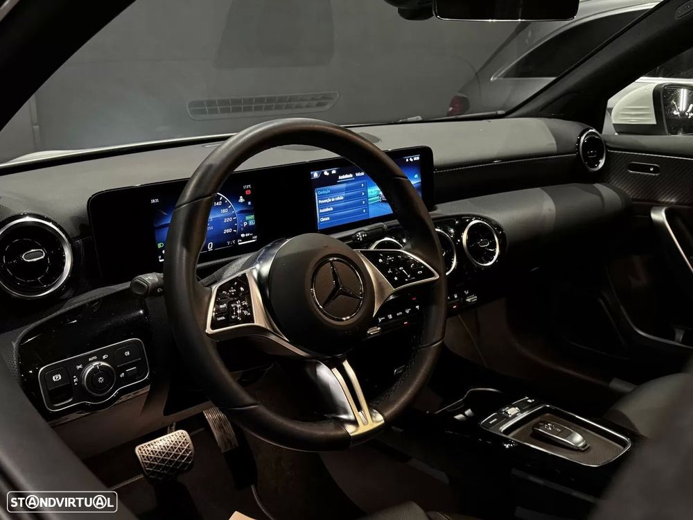 Mercedes-Benz A 250 - 16