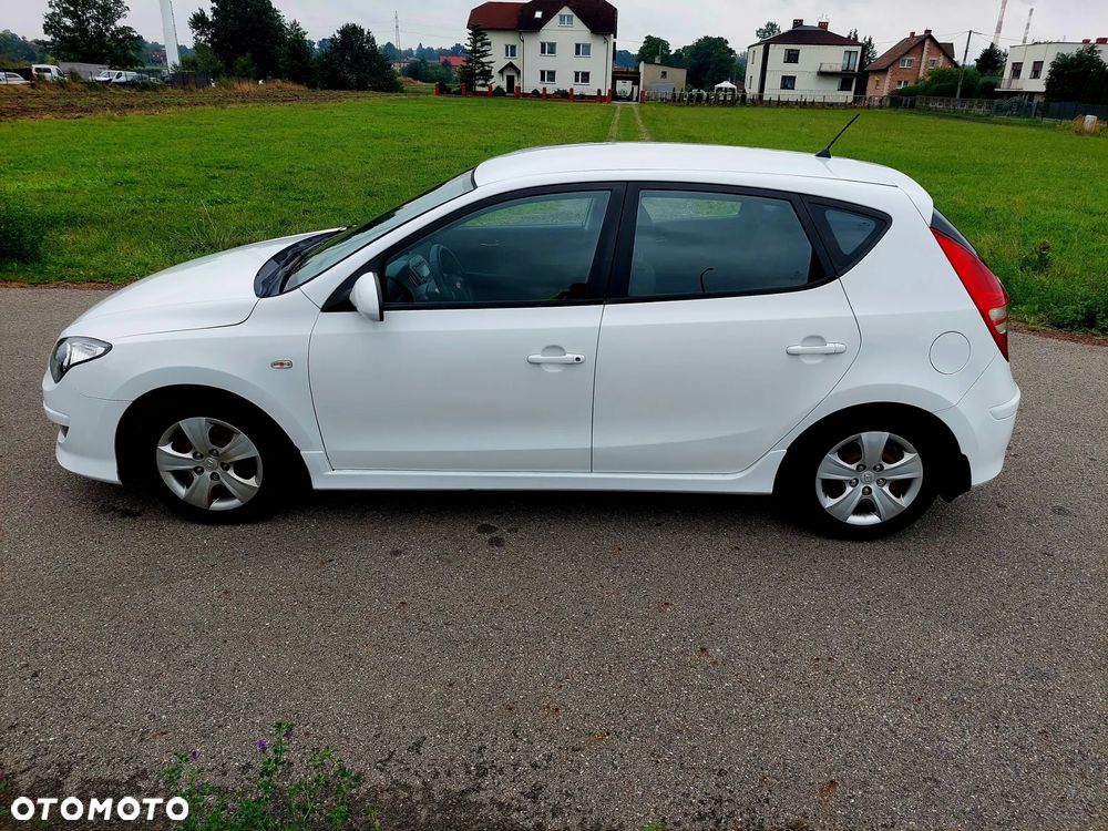 Hyundai i30 1.6 CRDi Classic + EU5 - 8
