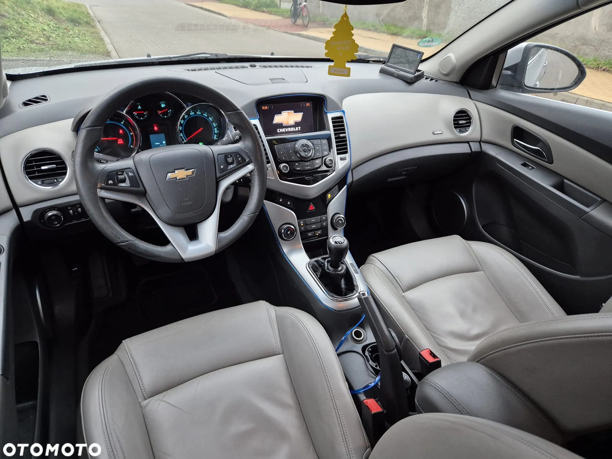 Chevrolet Cruze - 20
