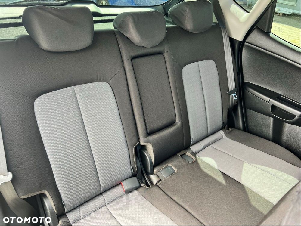 Kia Venga 1.6 M - 23