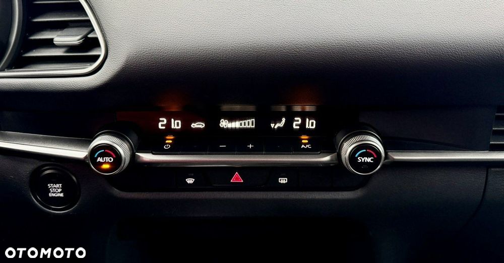 Mazda CX-30 e-SKYACTIV-G 2.0 M HYBRID 150 DRIVE SELECTION - 29