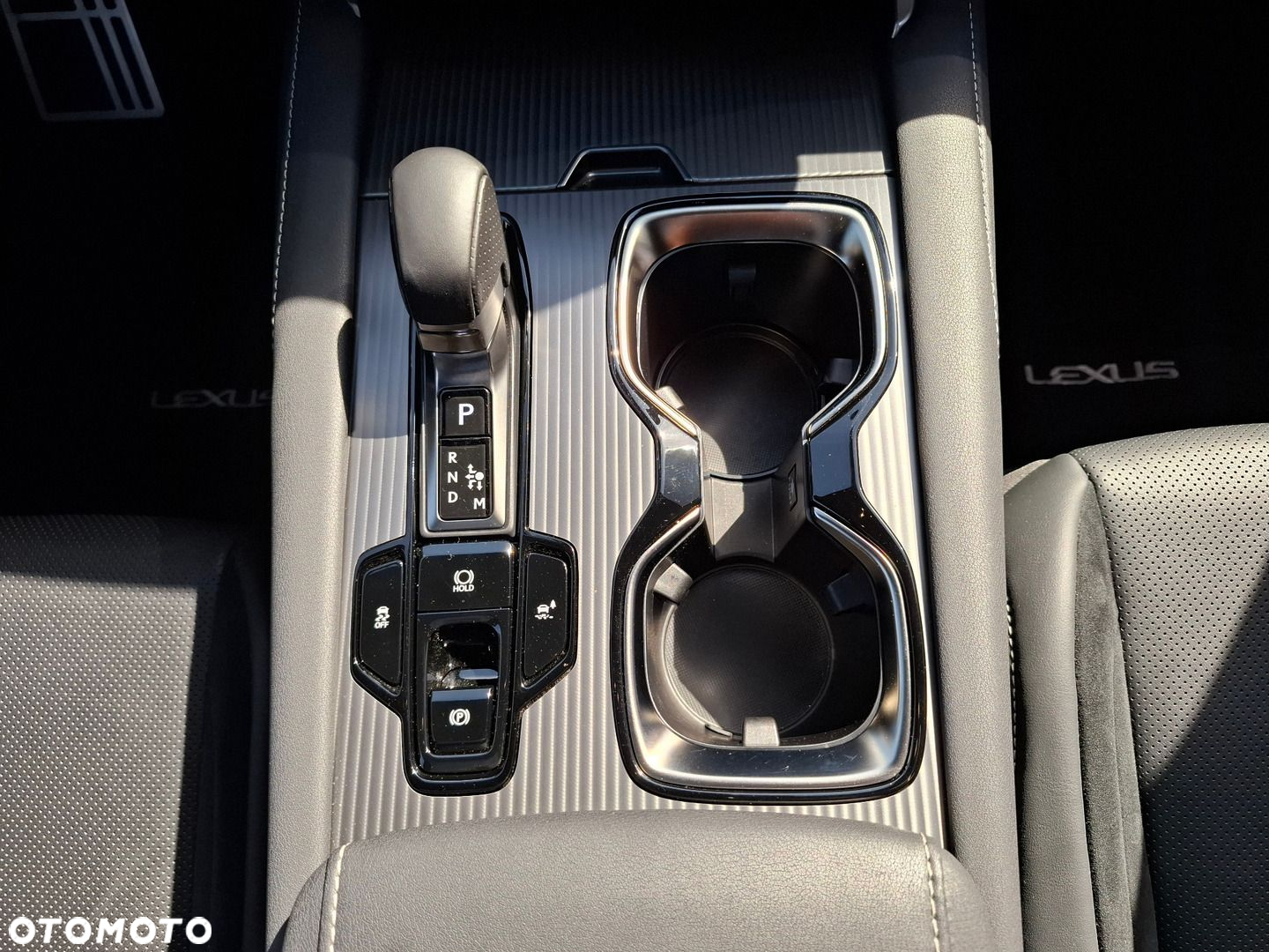Lexus RX - 34
