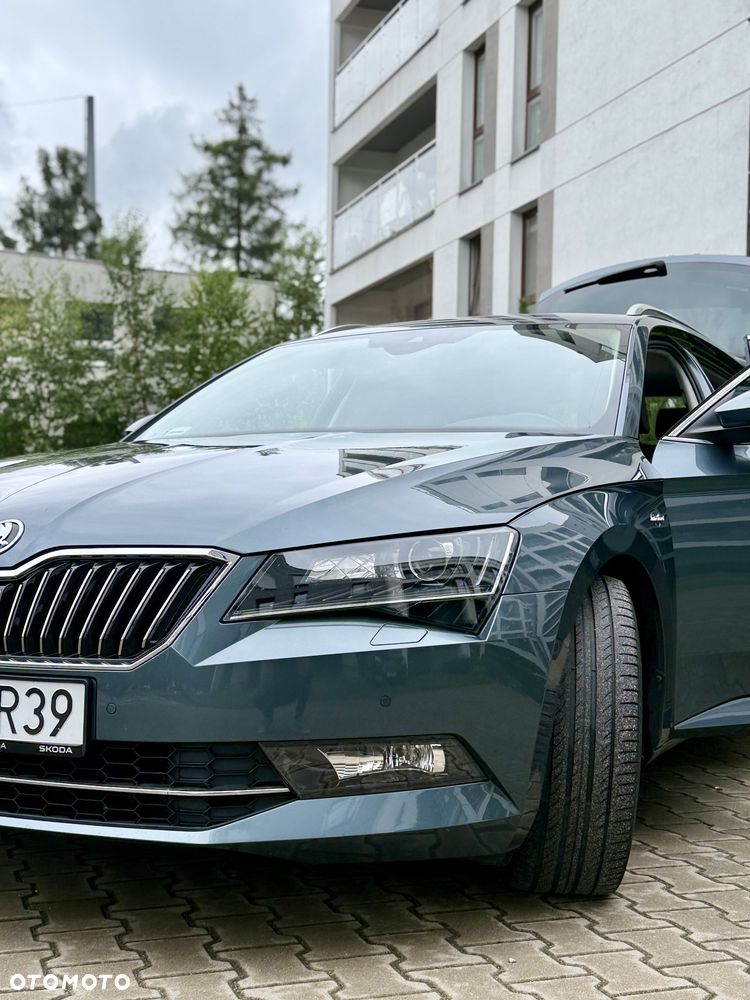 Skoda Superb 2.0 TDI 4x4 L&K DSG - 1