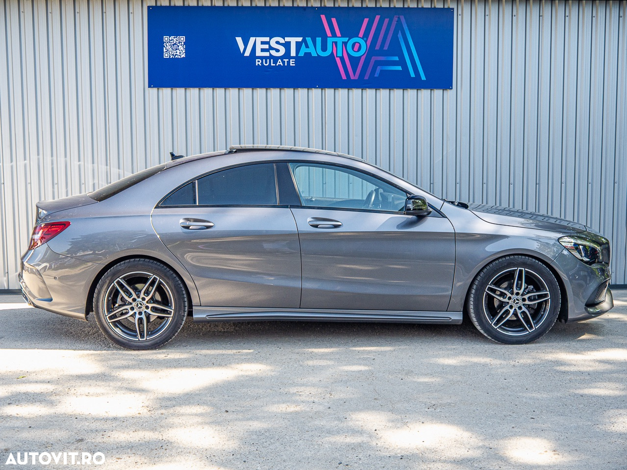 Mercedes-Benz CLA 180 7G-DCT AMG Line - 19