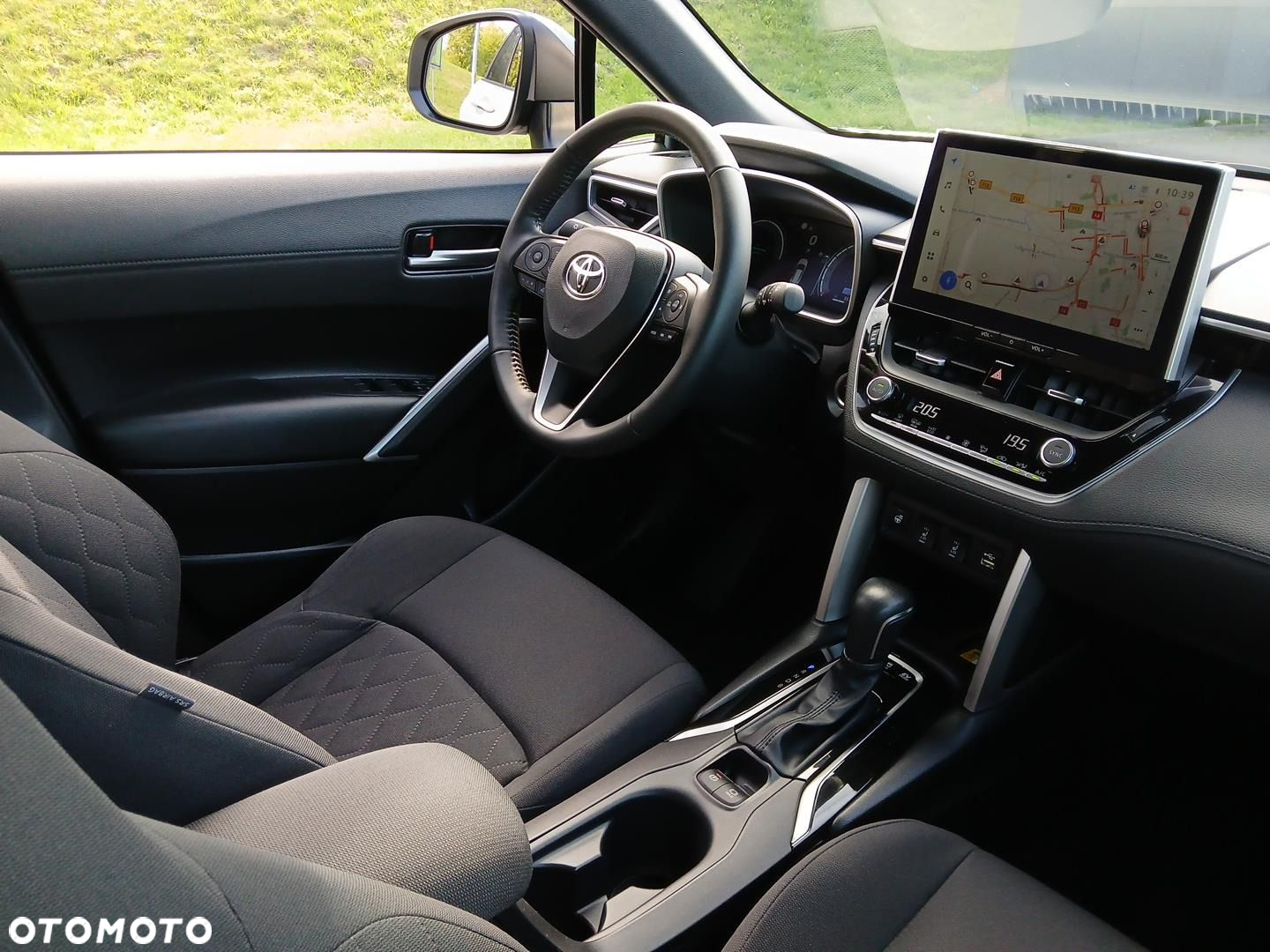 Toyota Corolla Cross - 23