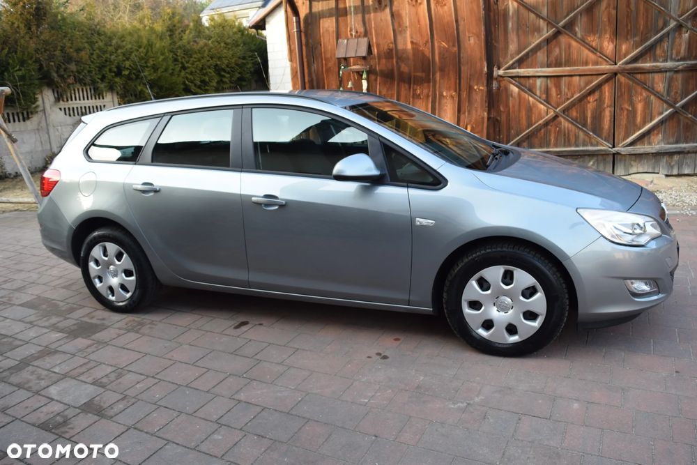 Opel Astra 1.7 CDTI DPF Active - 9