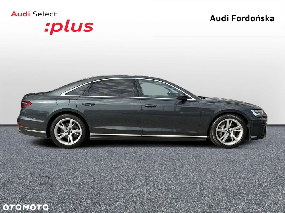 Audi A8 - 7