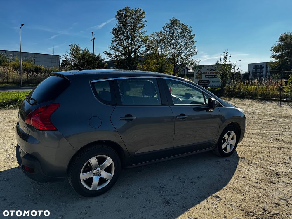 Peugeot 3008 1.6 HDi Premium - 9