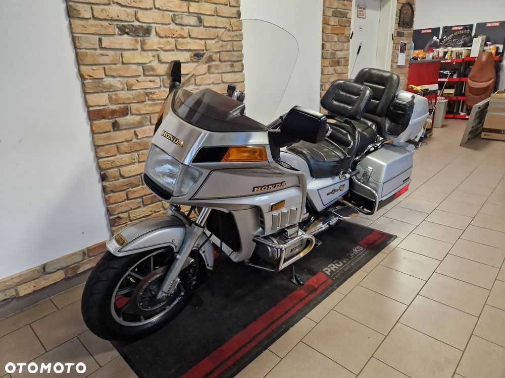 Honda GL - 5