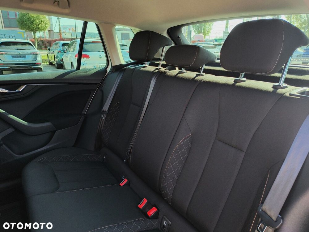 Skoda Kamiq 1.0 TSI Ambition DSG - 26