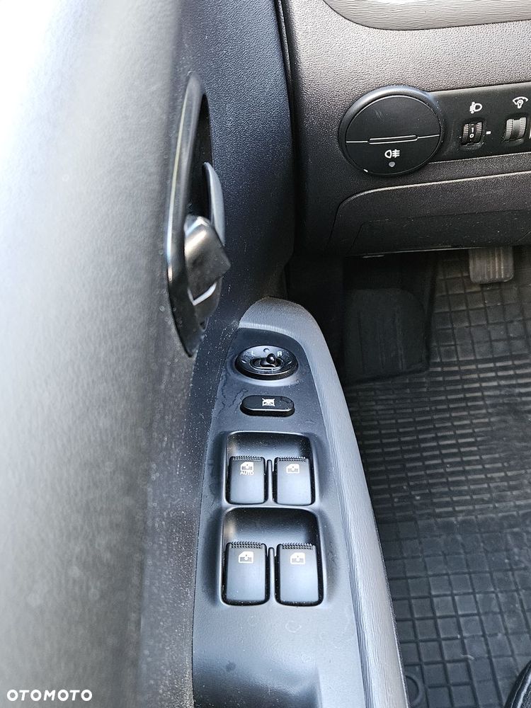 Hyundai i10 1.1 Comfort - 21