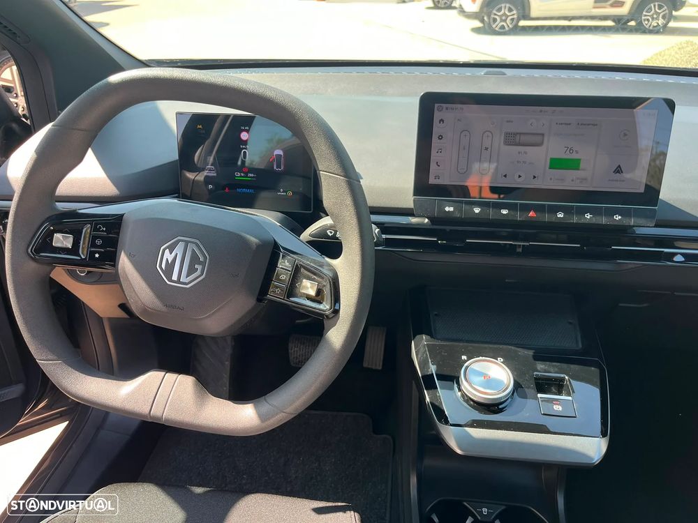 MG MG4 51 kWh Standard - 14