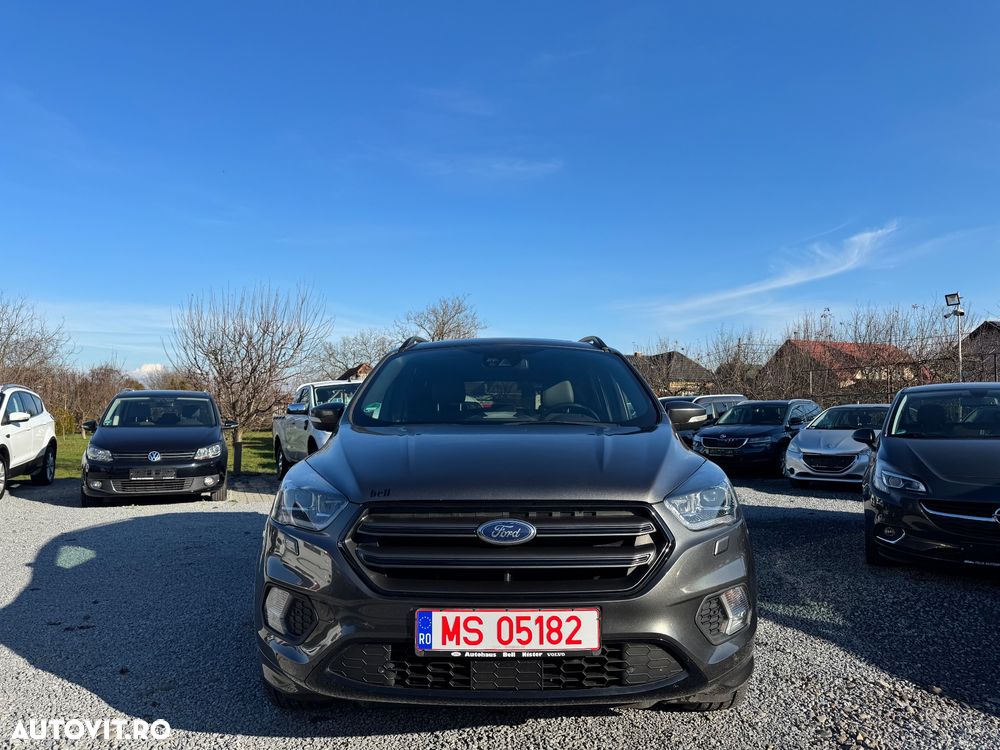 Ford Kuga 2.0 TDCi 4x4 Aut. ST-Line - 3