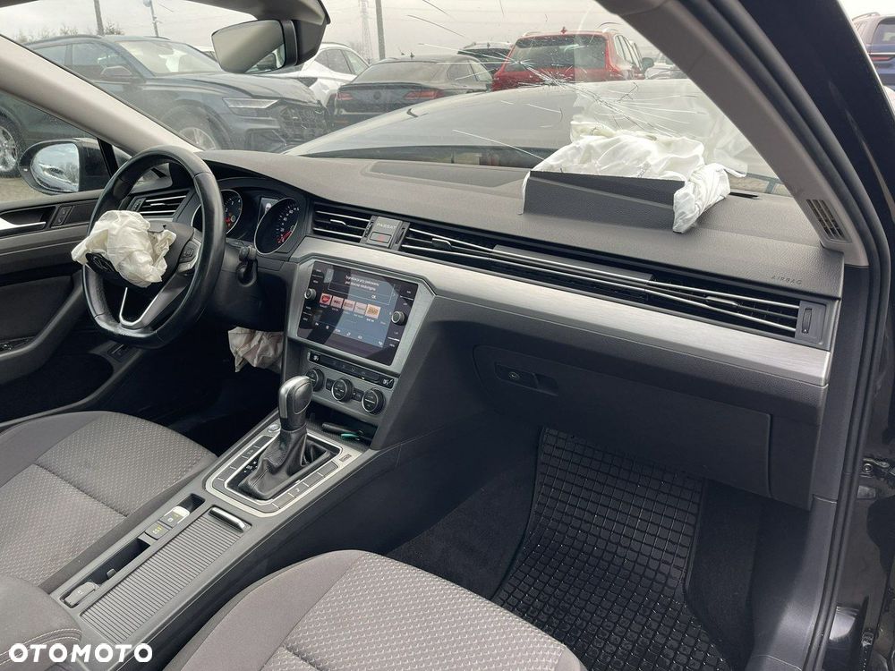 Volkswagen Passat 1.5 TSI EVO Comfortline DSG - 9
