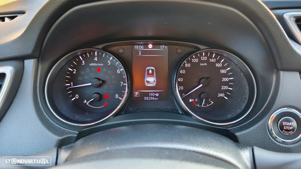 Nissan Qashqai 1.2 DIG-T N-Connecta 18 Xtronic - 6