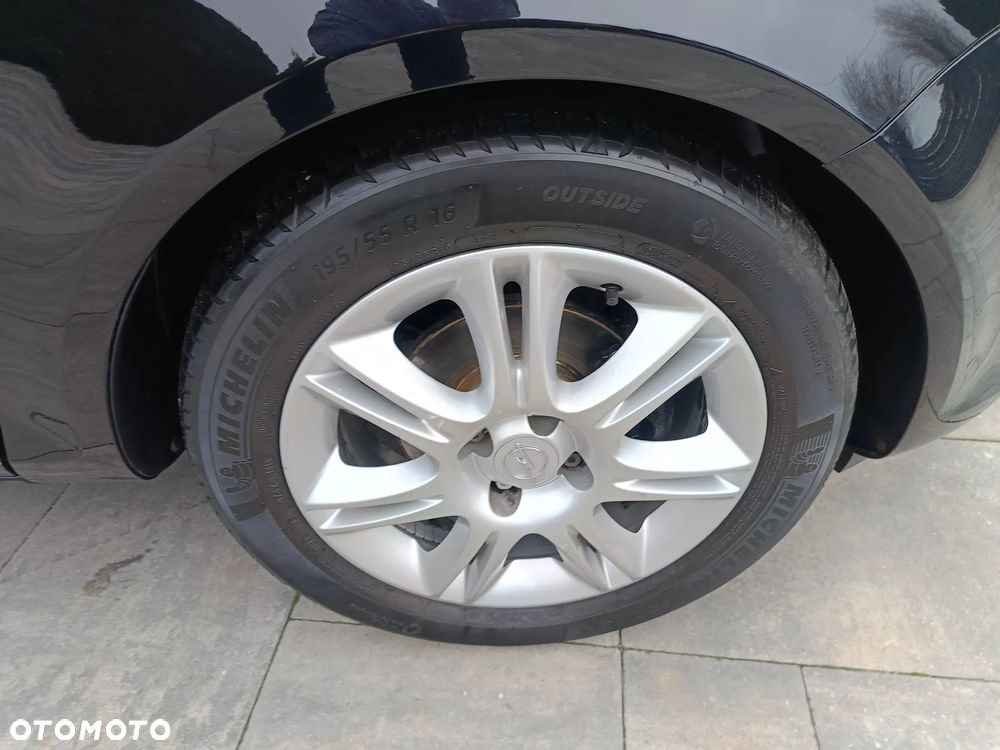 Opel Corsa 1.4 16V Color Edition - 23