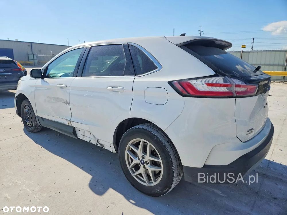 Ford Edge - 11