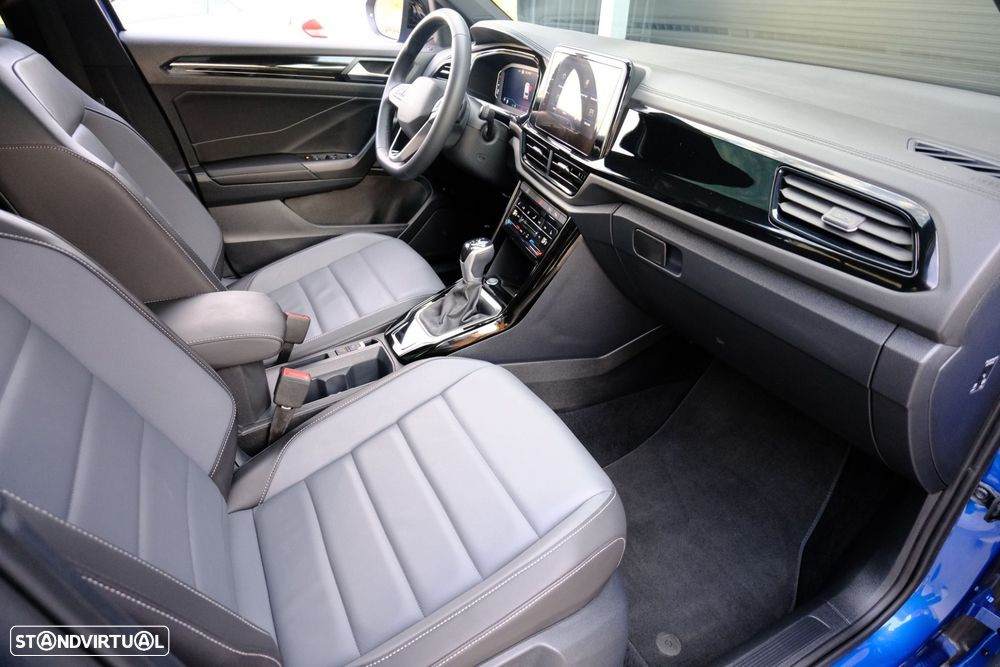 VW T-Roc 1.5 TSI Black Style DSG - 13