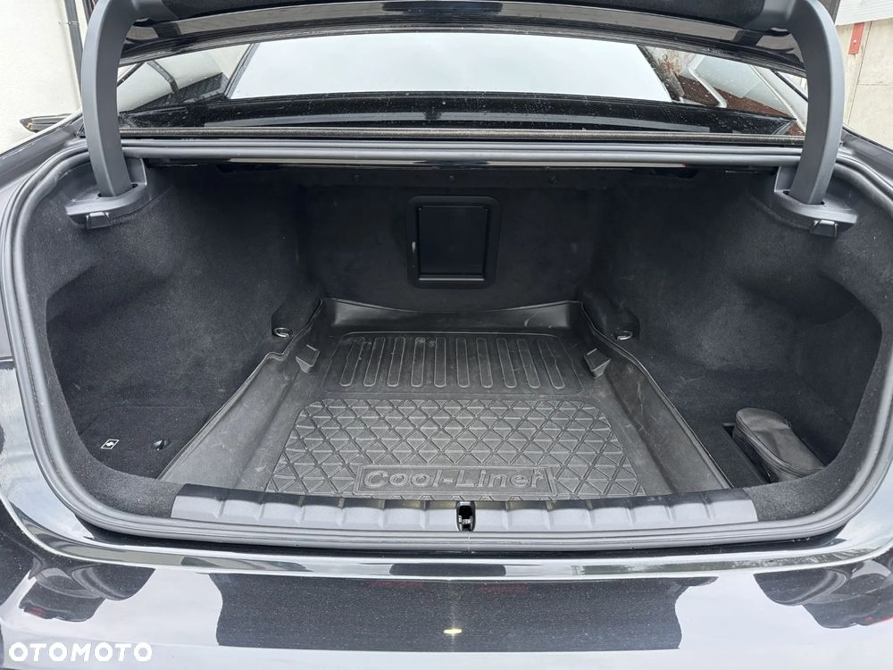 BMW Seria 7 - 23