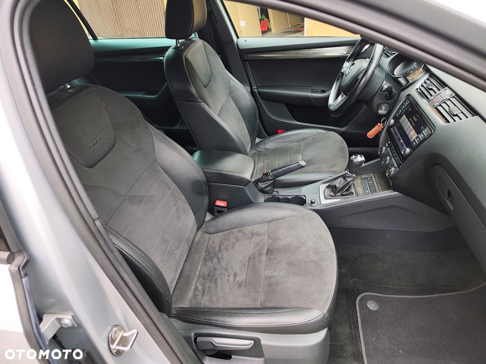 Skoda Octavia 2.0 TDI 4x4 DSG Scout - 19
