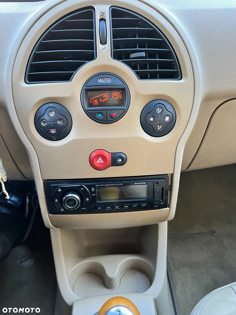 Renault Modus 1.6 16V ESP Privilege - 8
