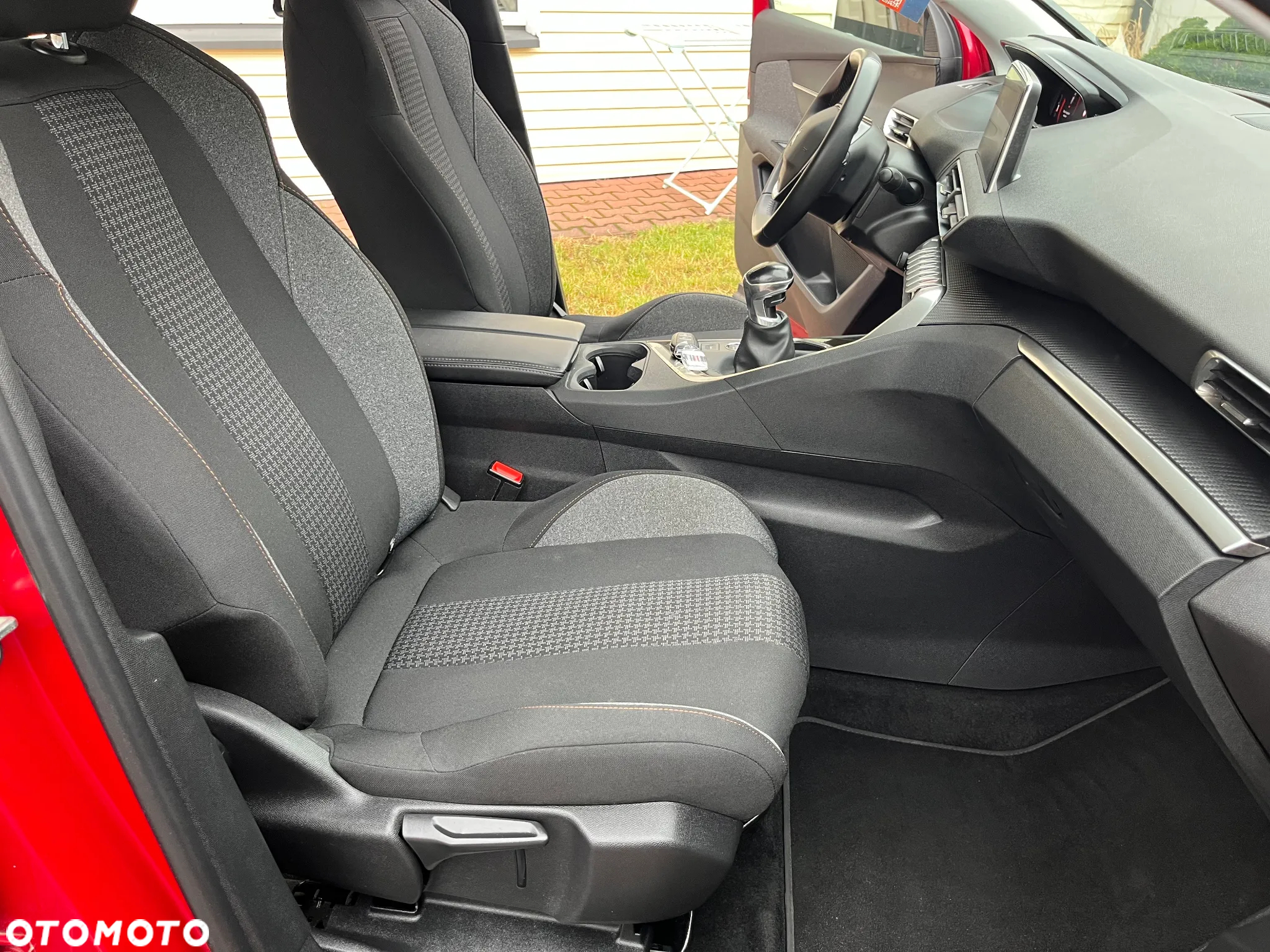Peugeot 3008 1.2 PureTech Active Pack S&S - 21