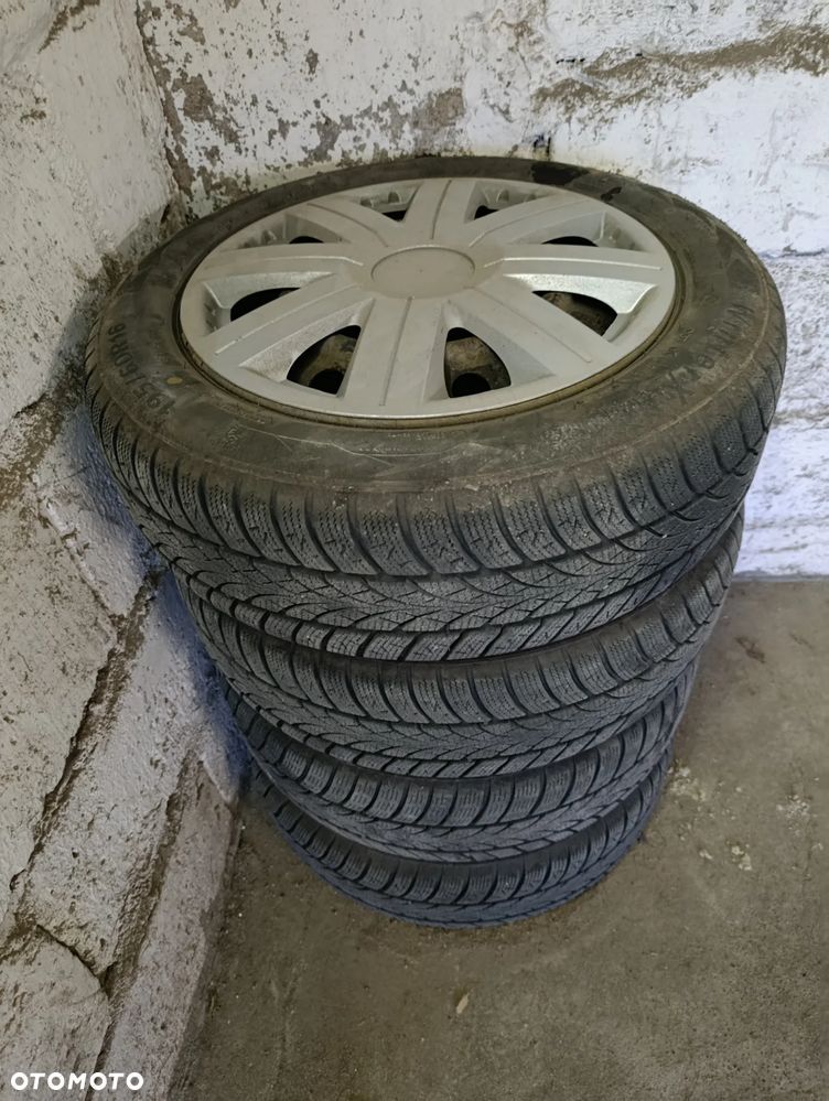 Toyota Avensis 2.0 D-4D Sol - 21