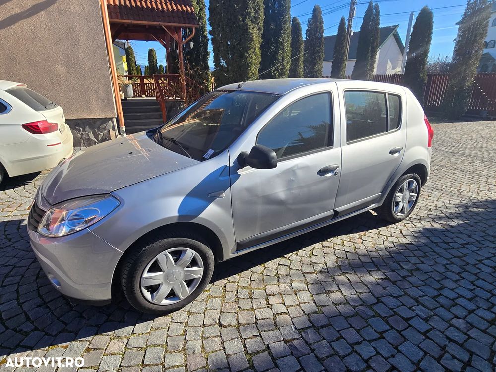 Dacia Sandero 1.2 16V Ambiance - 1