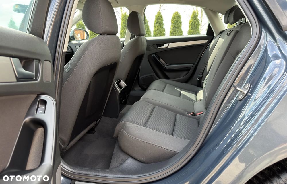 Audi A4 Limousine 1.8 TFSI Attraction - 33