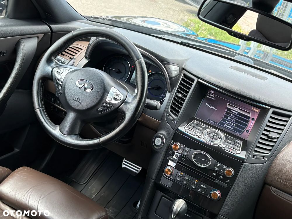 Infiniti QX70 5.0 S Premium EU6 - 16