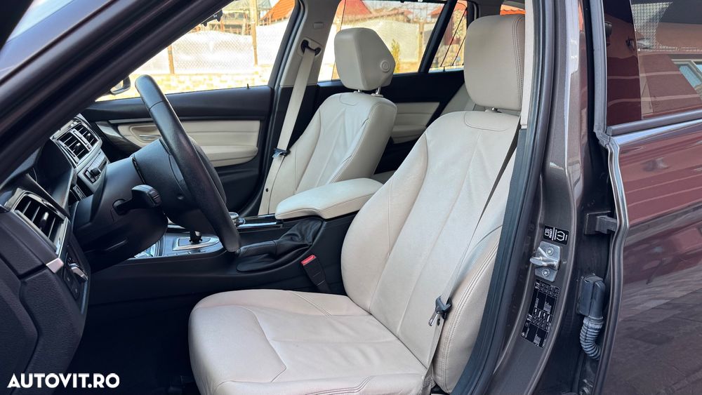 BMW Seria 3 320d Touring Aut. Modern Line - 16