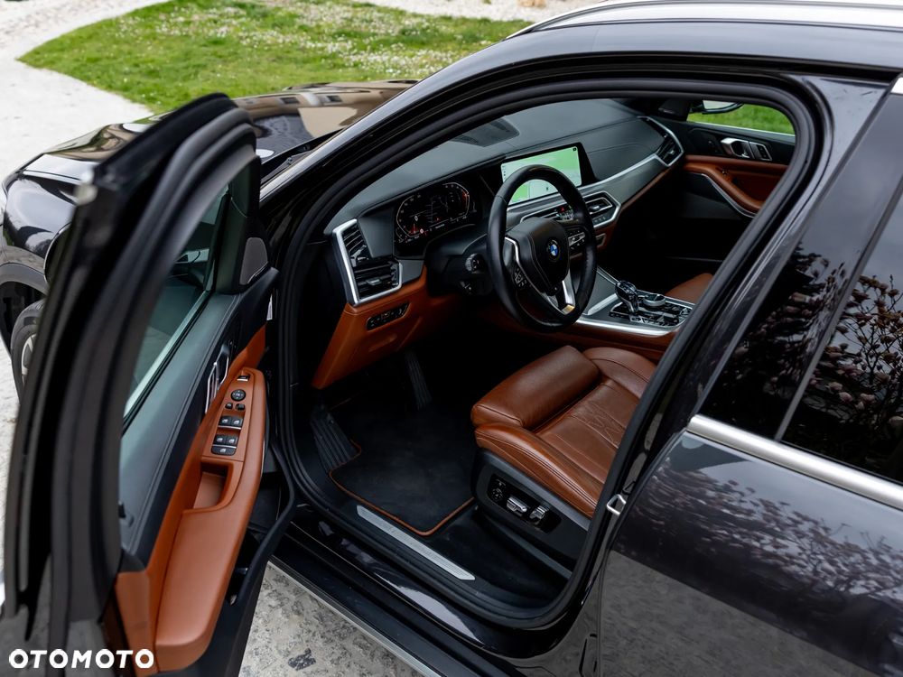 BMW X5 xDrive30d mHEV - 19