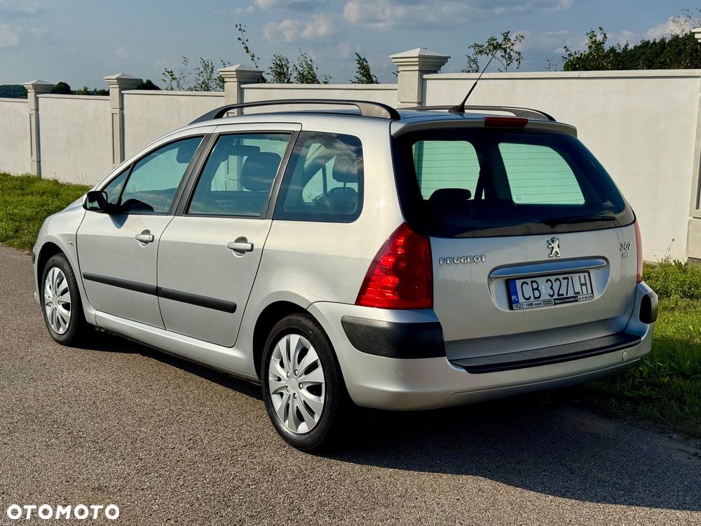 Peugeot 307 1.6 HDi Premium - 16