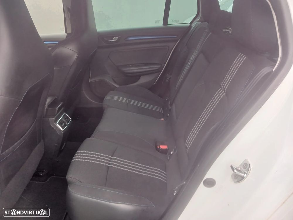 Renault Mégane Sport Tourer 1.5 dCi GT Line J18 - 12