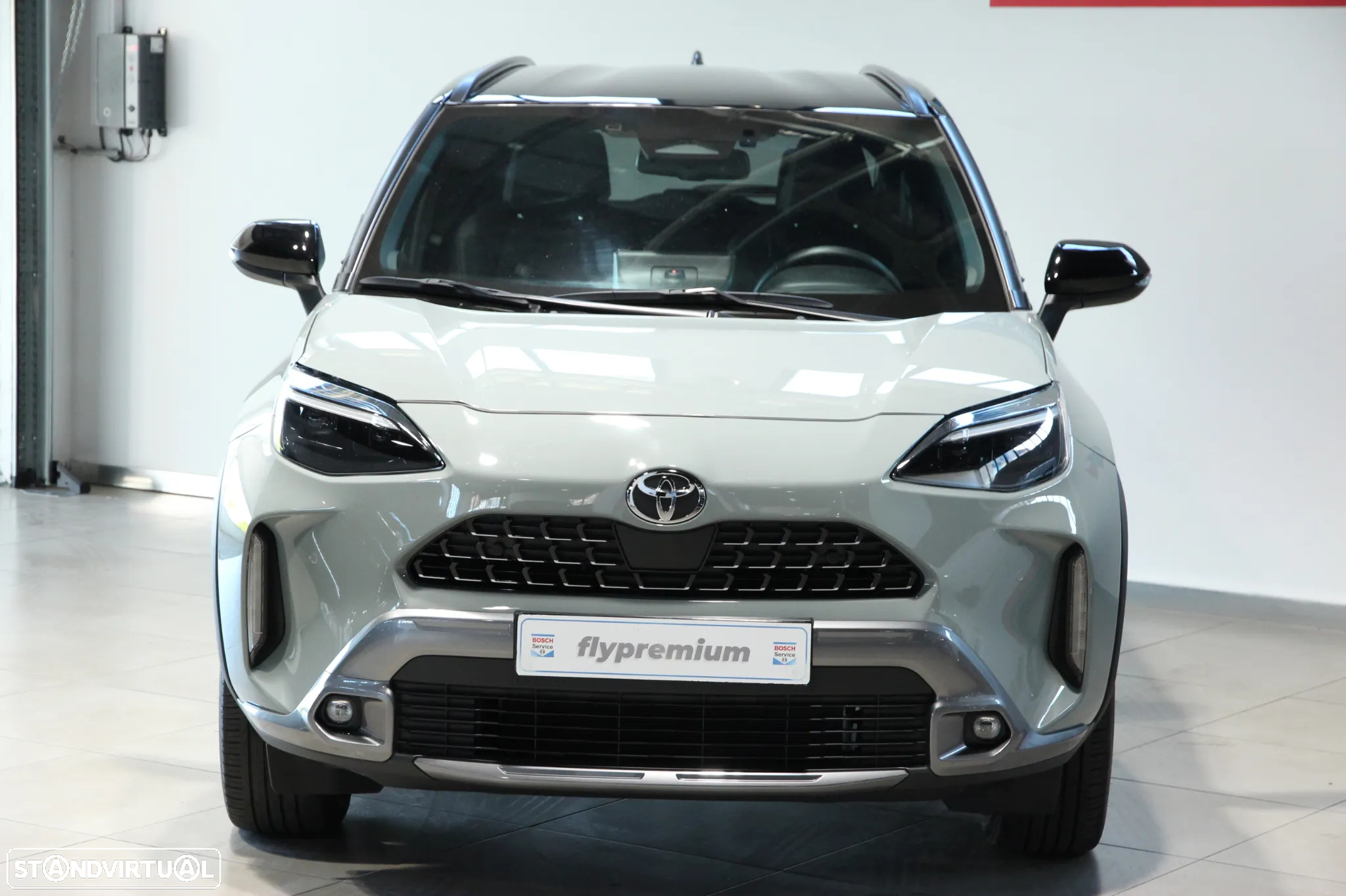 Toyota Yaris Cross 1.5 HDF Luxury - 2