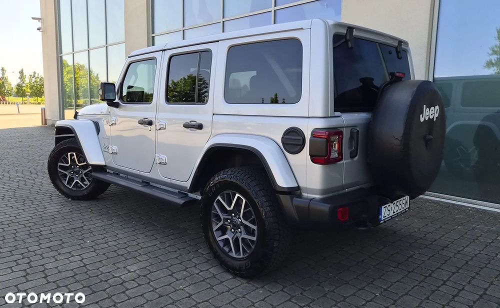 Jeep Wrangler Unlimited GME 2.0 Turbo Sahara - 23