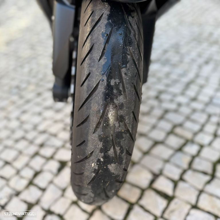 Kawasaki ZXR 600 - 5